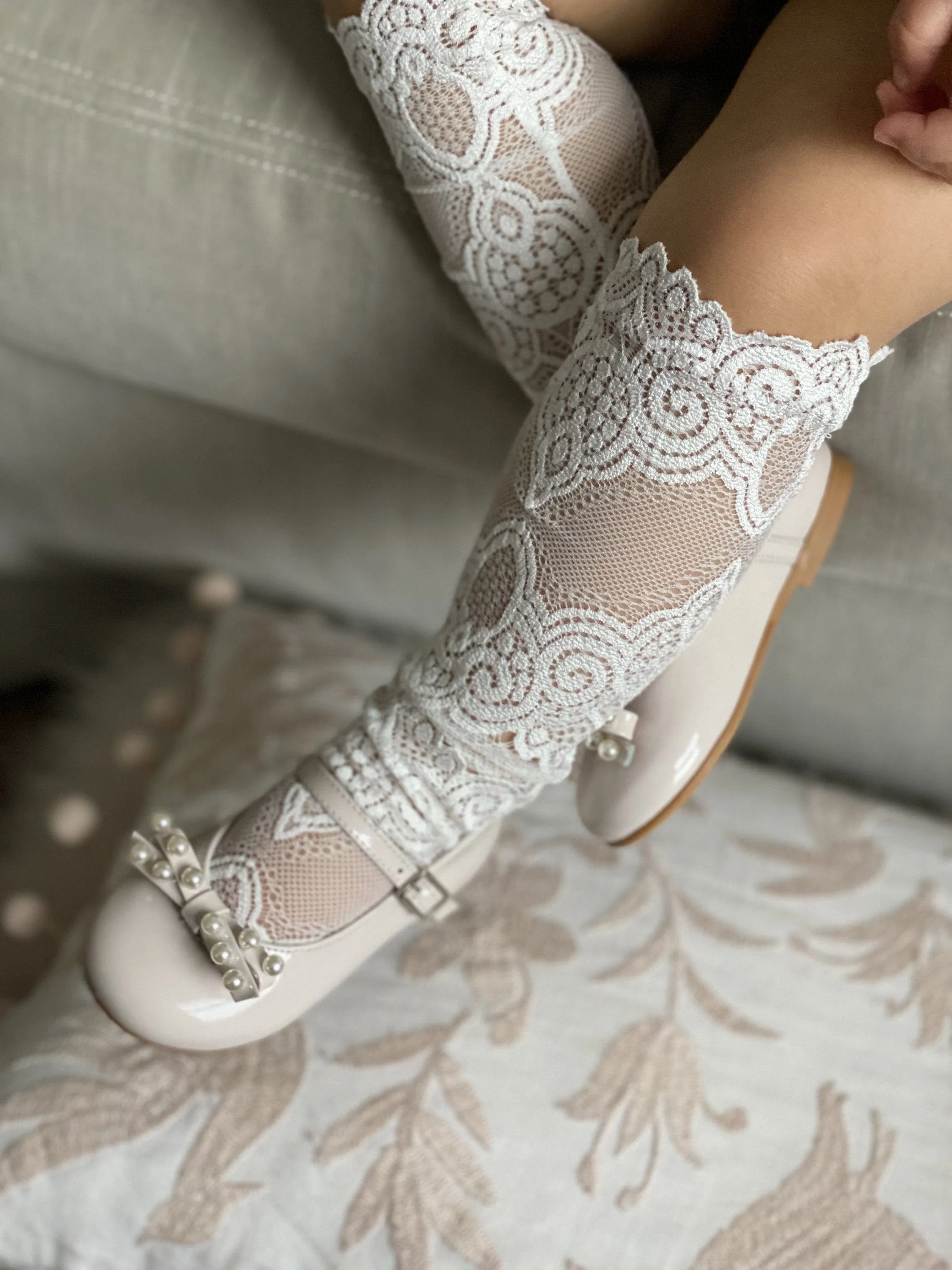 Alice Lace Socks