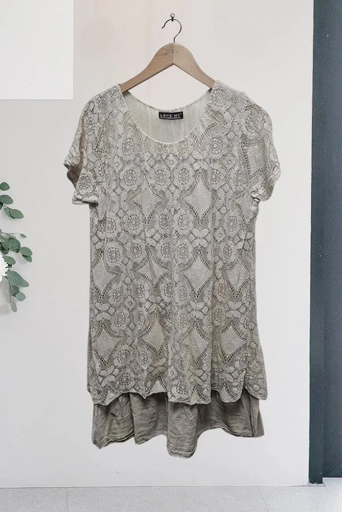 Geometric Pattern Mesh Lace Dip Hem Top