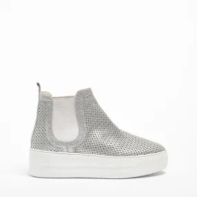 Mizu Elastic Mid Shoes soft perforated leather silver