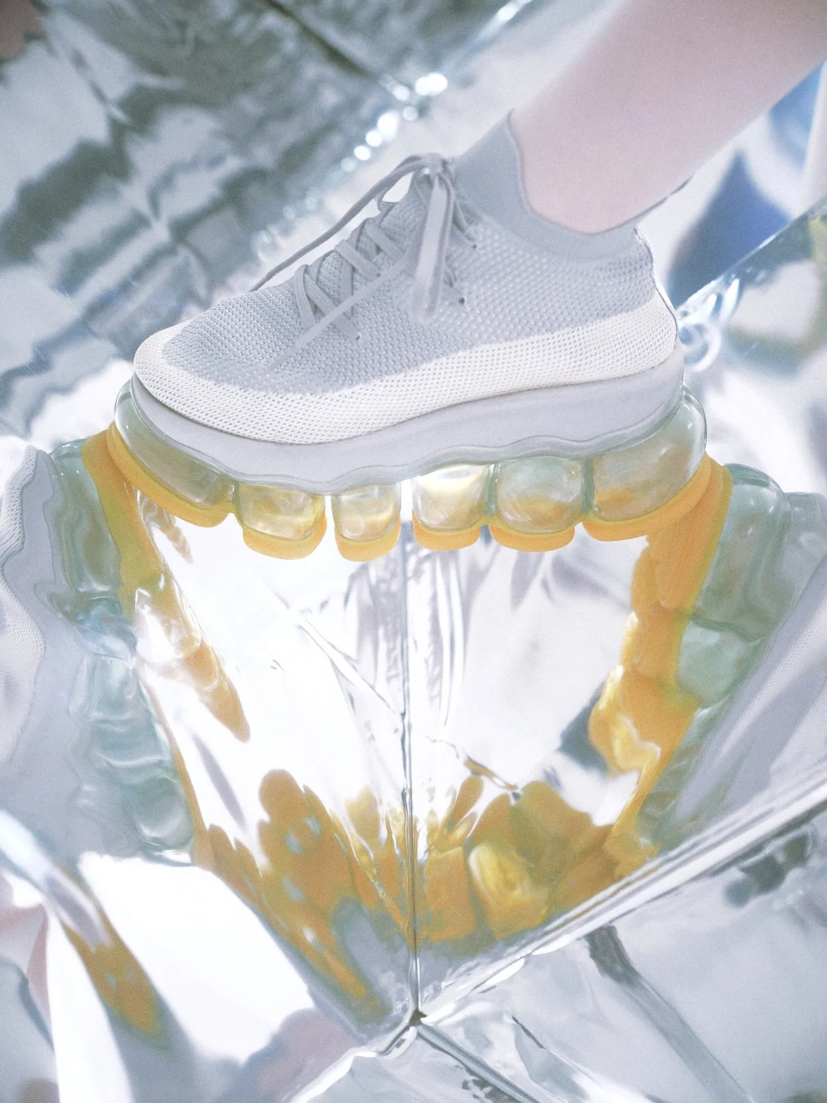 New "Jewelry" High Shoes / Yellow Gray