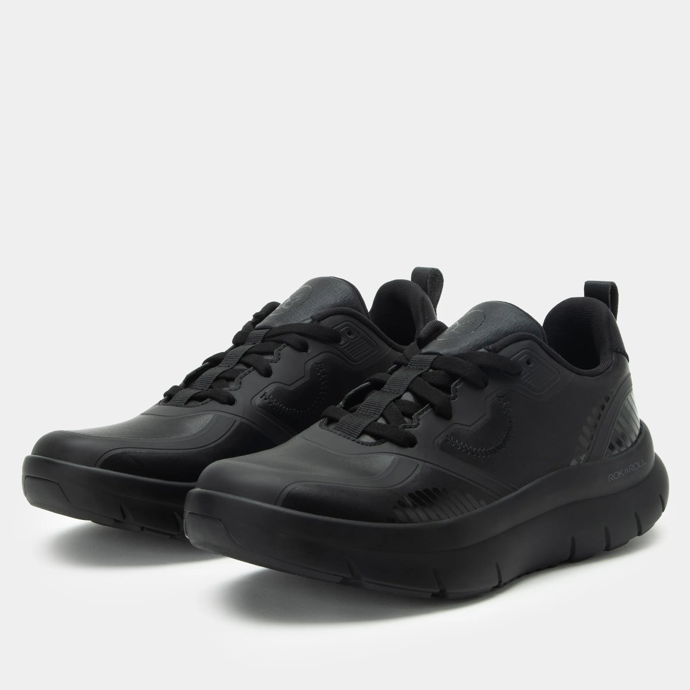 Solstyce Black Out Shoe