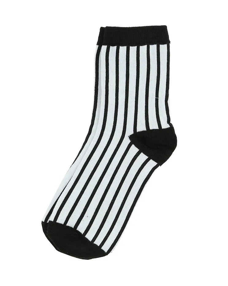 STRIPE SOCKS - BLACK & WHITE