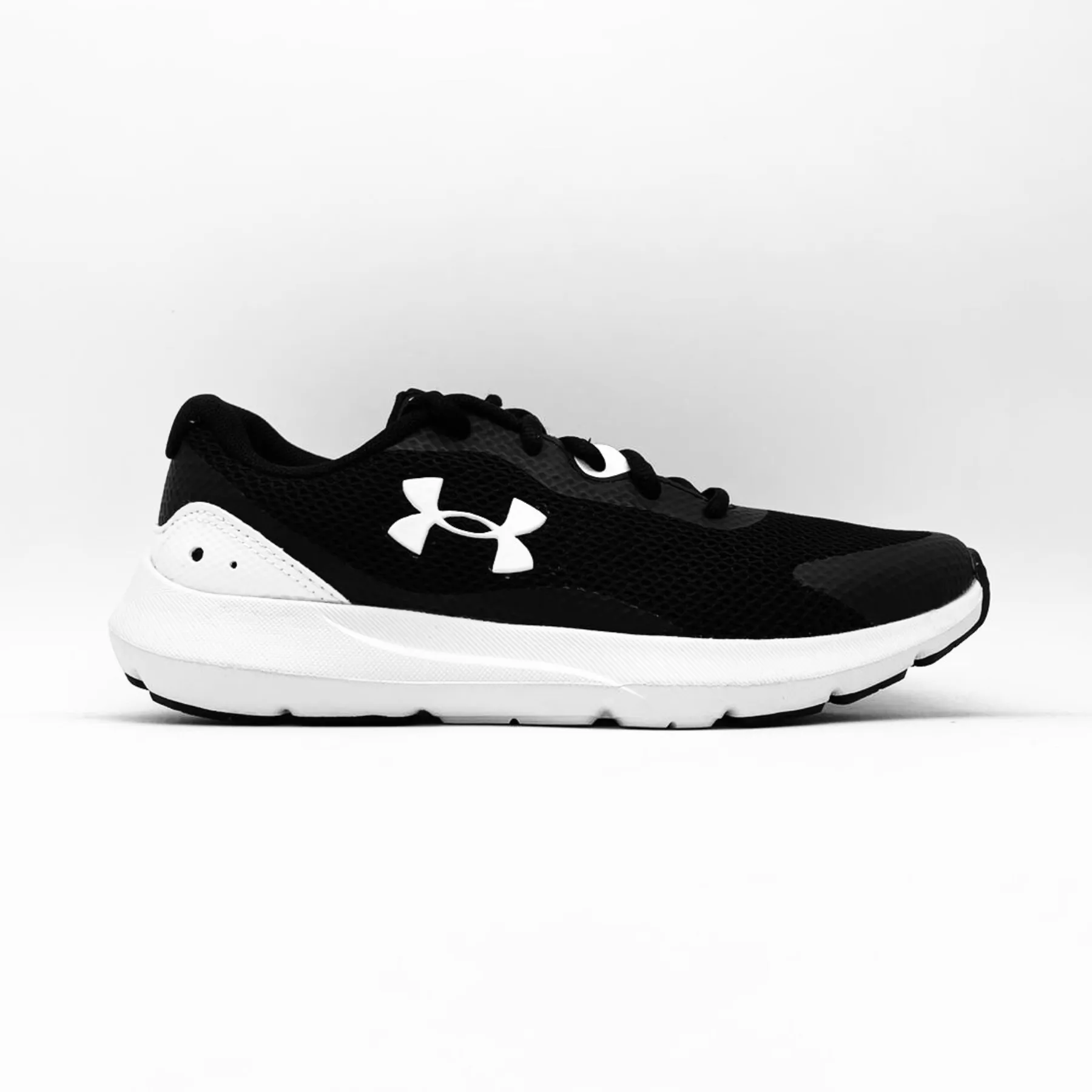 Tenis Under Armour Surge 3